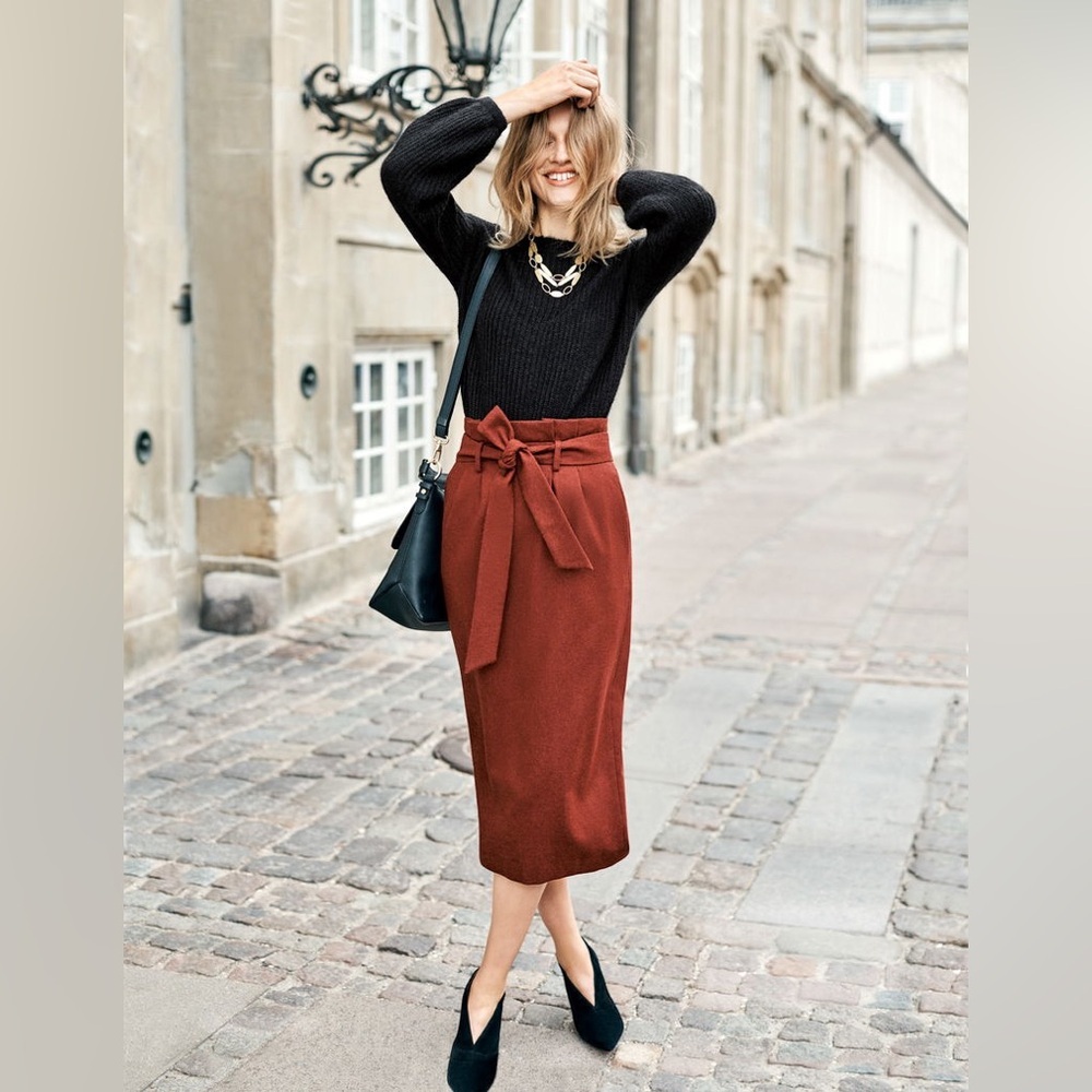 BODEN Rosemoor Paperbag Midi Skirt Size 10 8
Plum Burgundy Wool Belt Bow Work